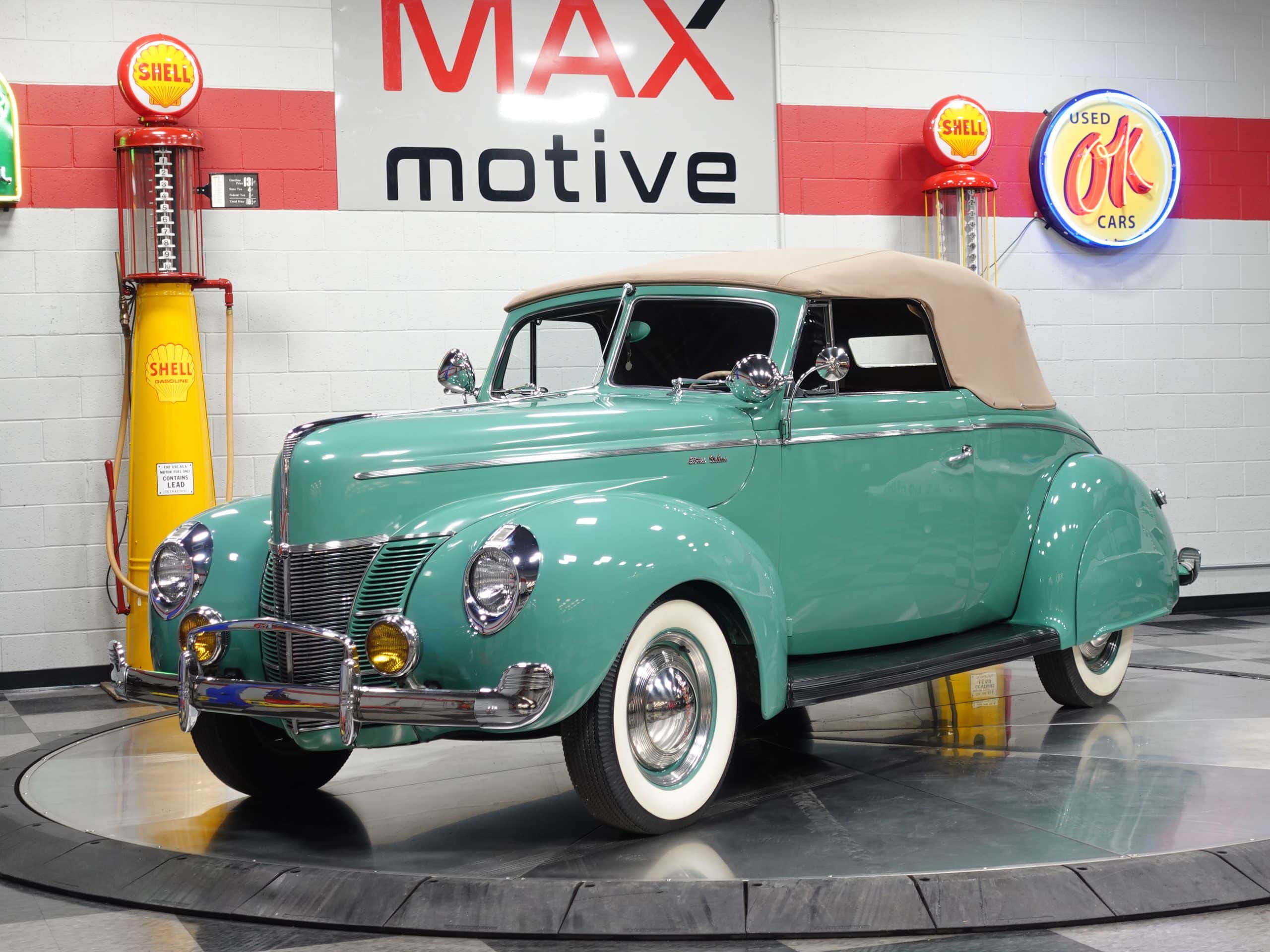 1940 Ford Deluxe Convertible - V1390 - MAXmotive