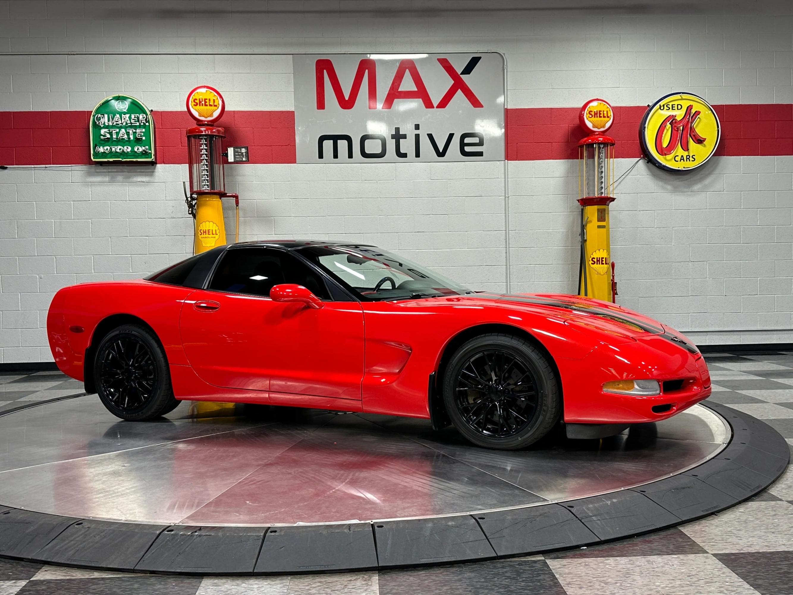 2000 Chevrolet Corvette Coupe 2D