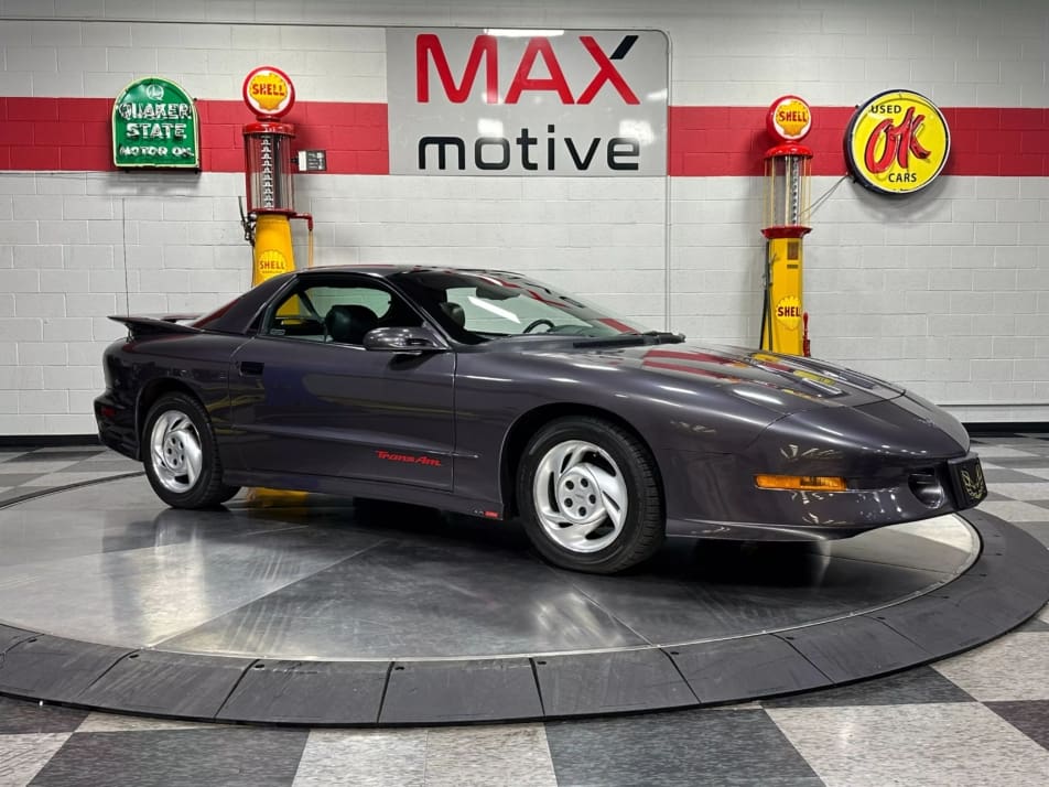 1993 Pontiac Firebird Trans Am Hatchback 2D