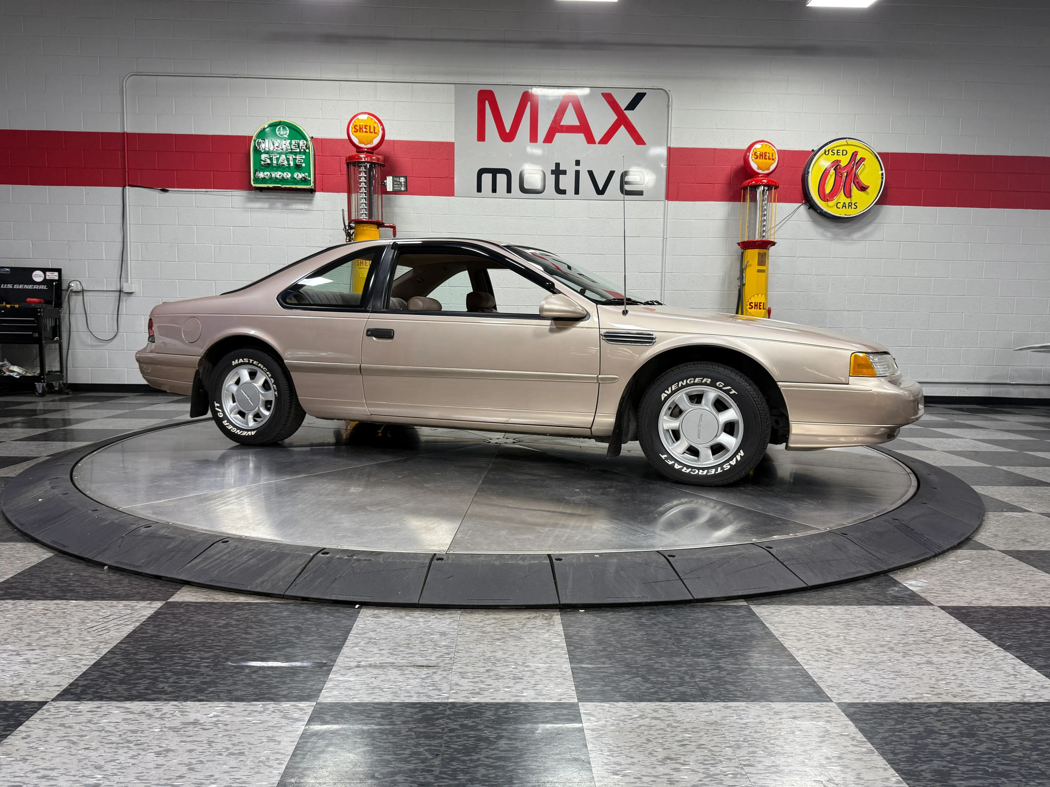 1993 Ford Thunderbird LX Coupe 2D