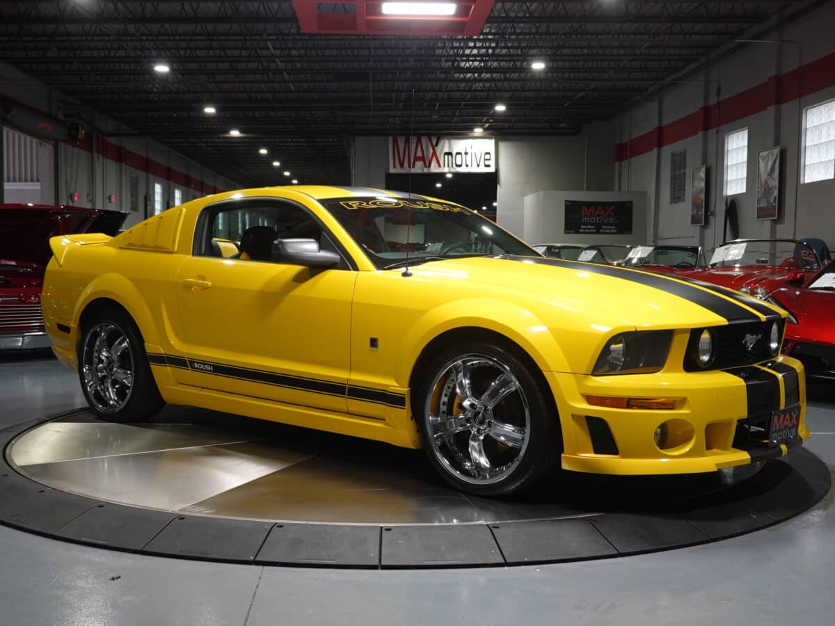 2005 Ford Roush Mustang GT - F0527