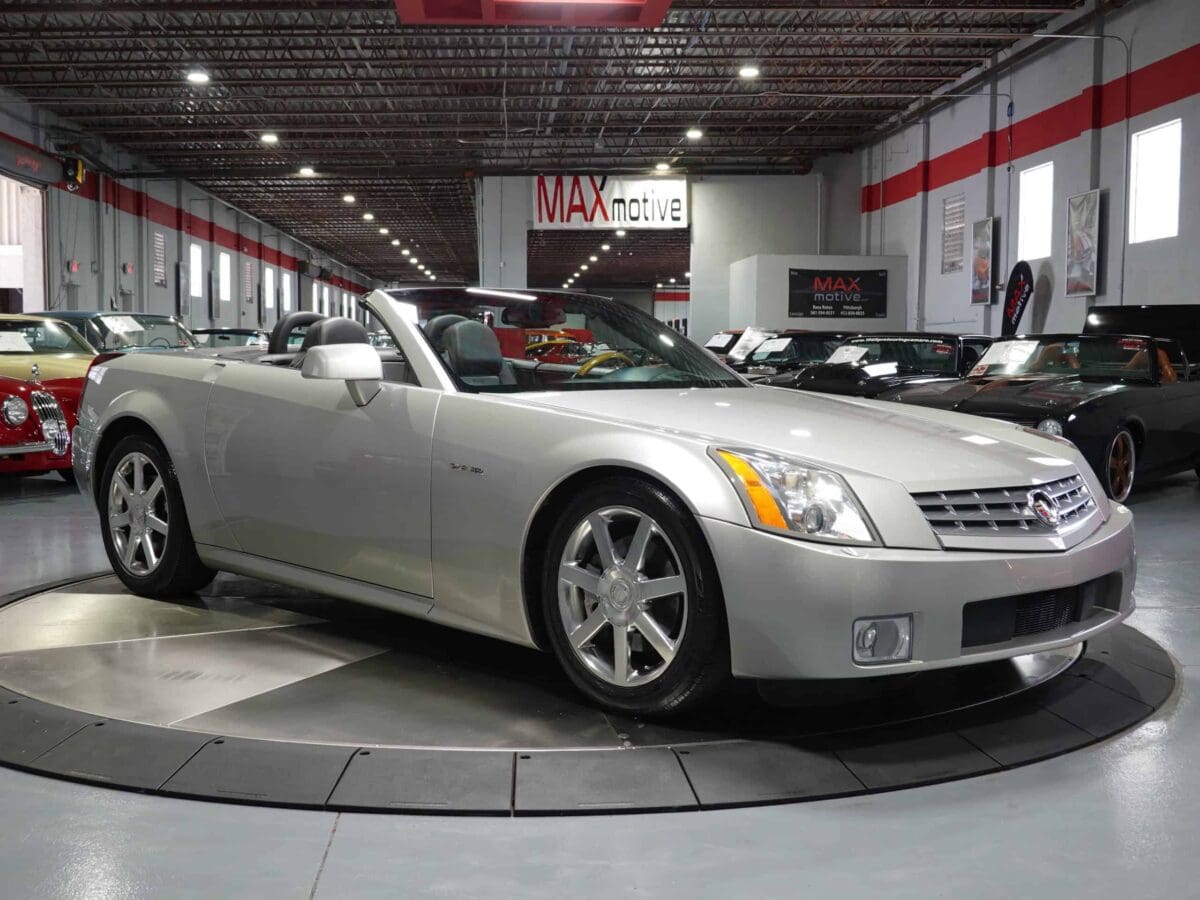 2004 Cadillac  XLR - F0929