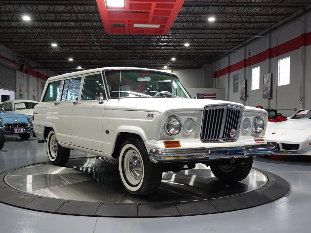1964 Jeep Wagoneer SUV - F1299