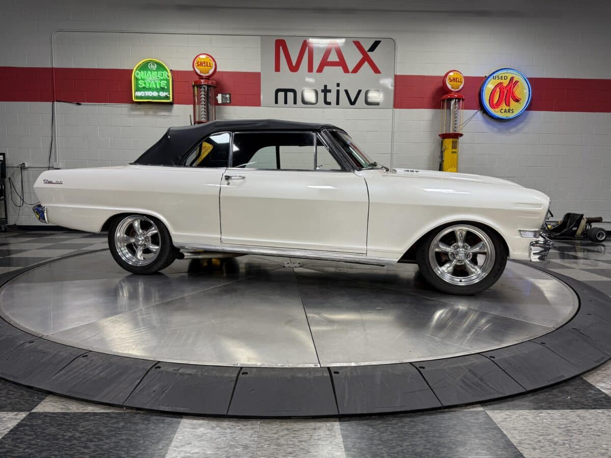 1962 Chevrolet Nova Convertible - V1567
