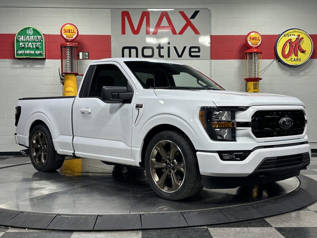 2023 Ford F150 XL 4x4 - V1617