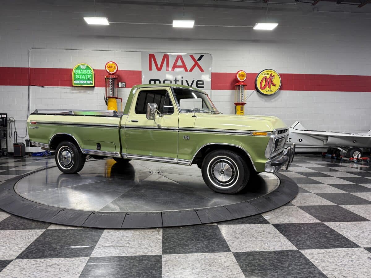 1976 Ford F150 Pickup - V1745