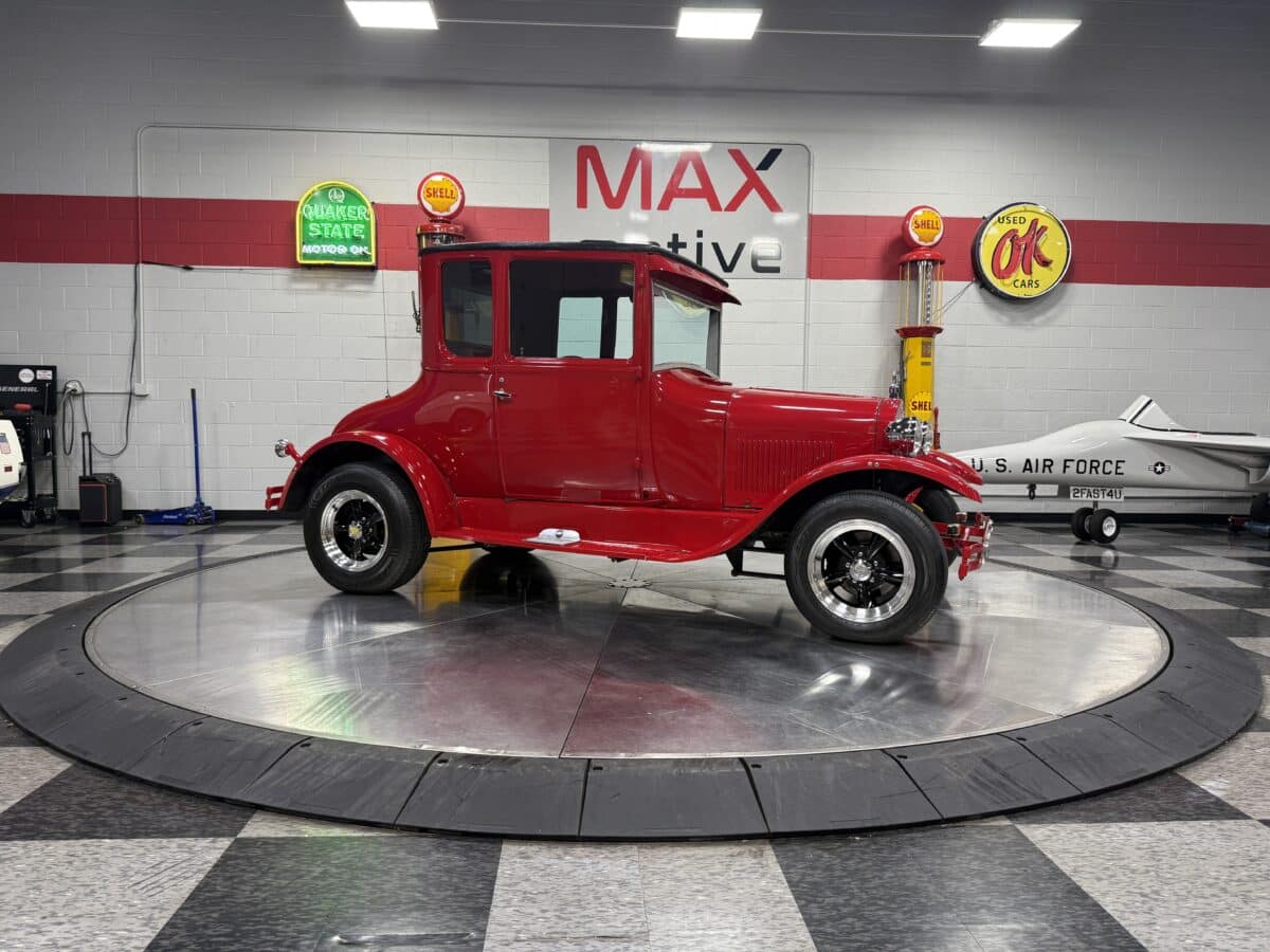 1926 Ford Model T - V1750