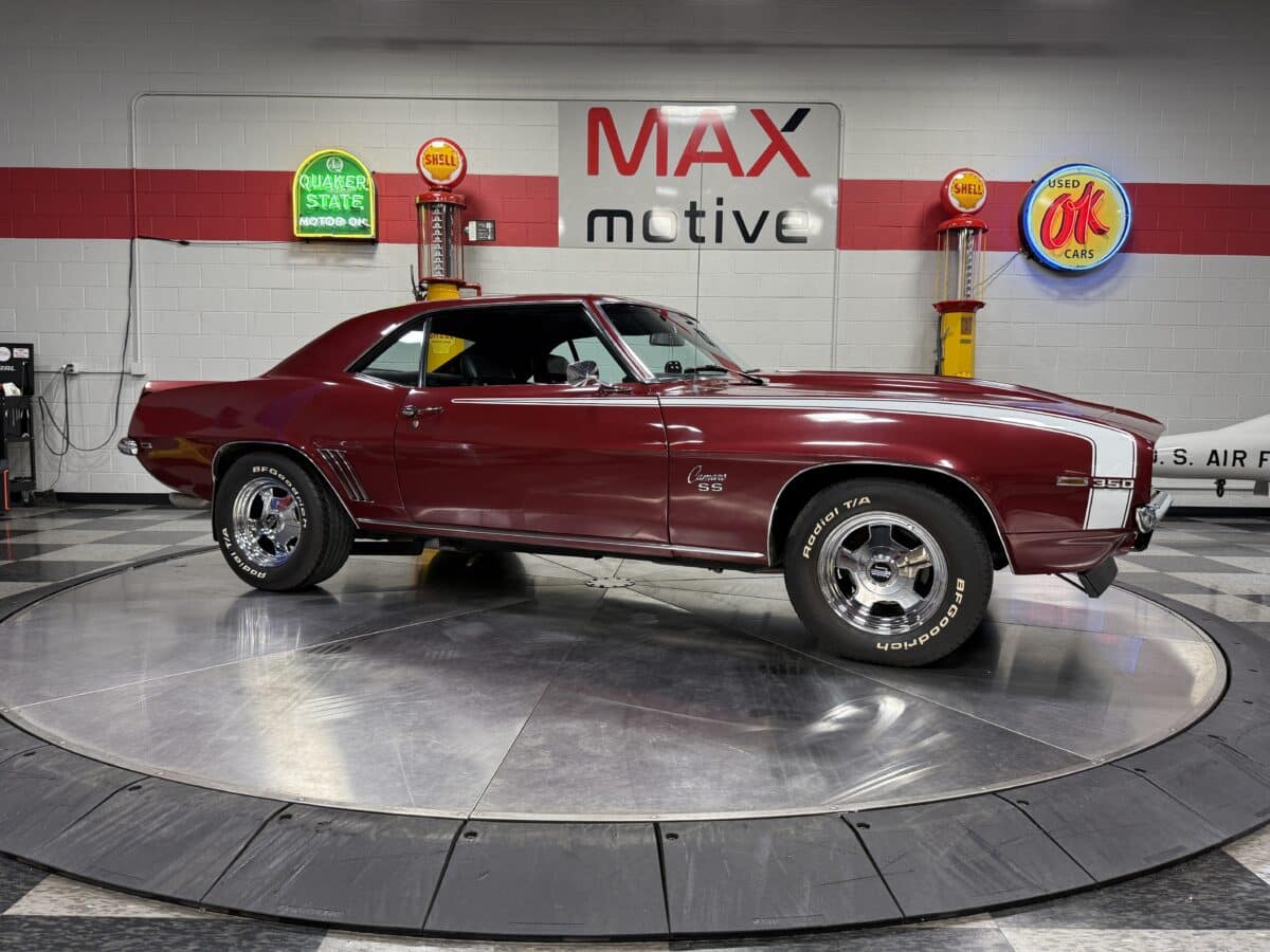 1969 Chevrolet Camaro - V1755