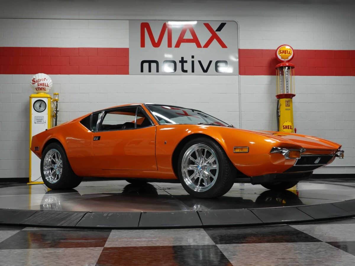 1972 DeTomaso Pantera 2Door Fastback - U0697