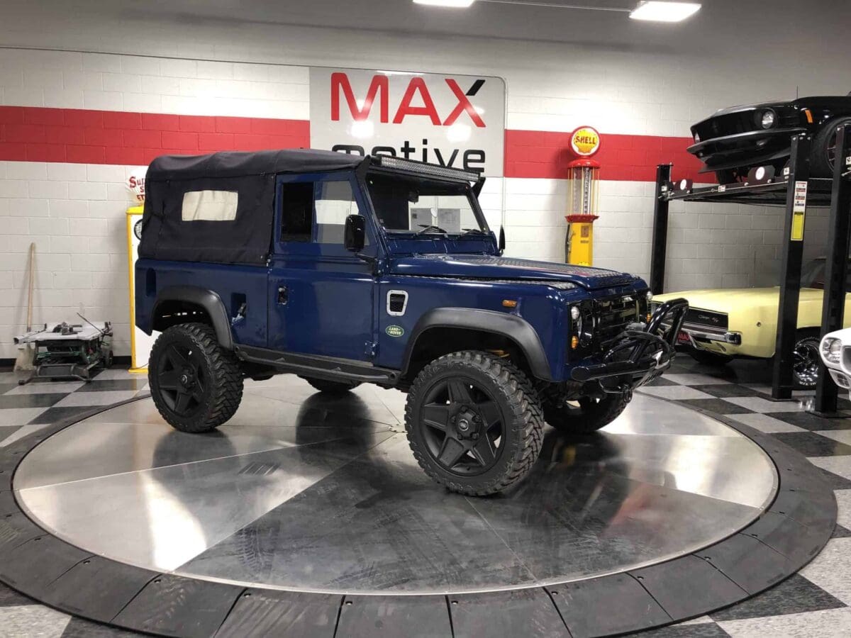 1988 Landrover Defender - U0250