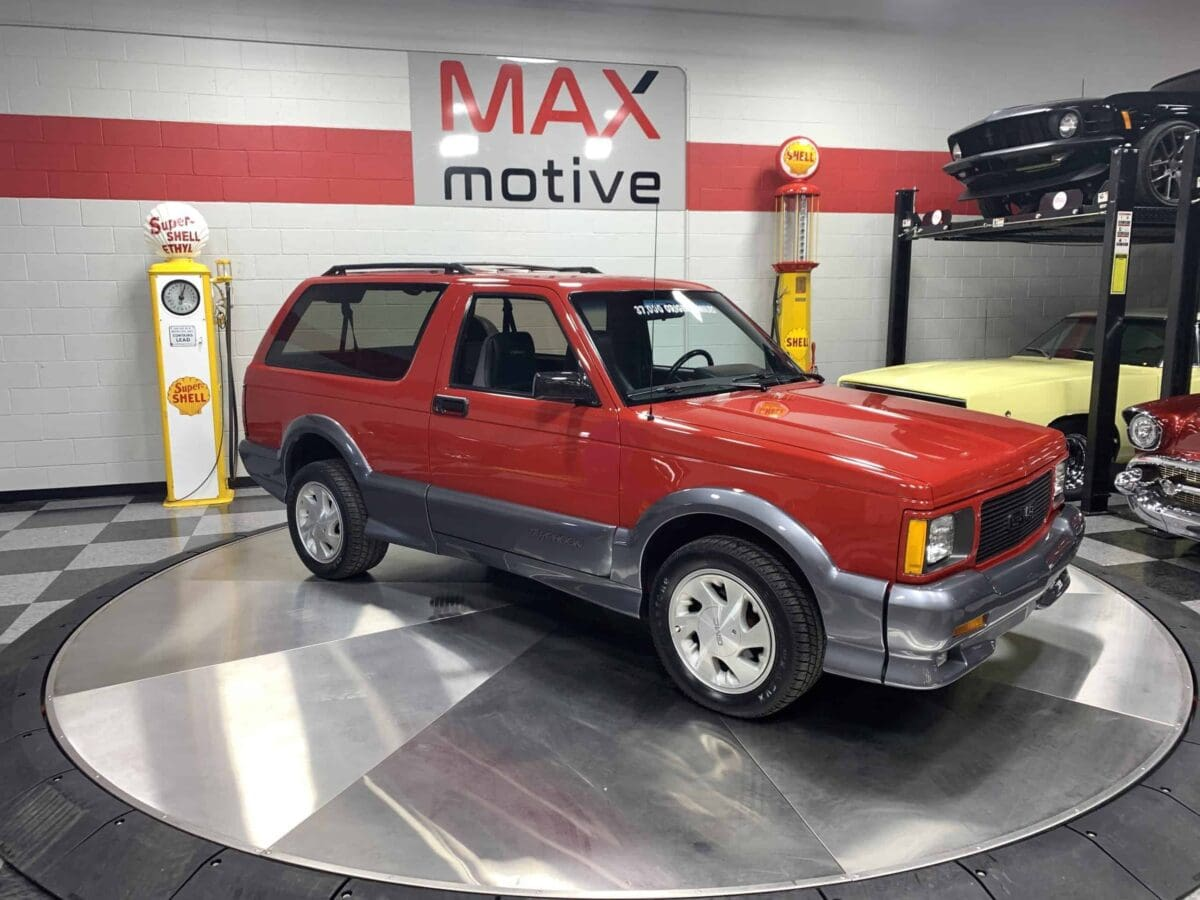 1992 GMC Typhoon SUV - U0419