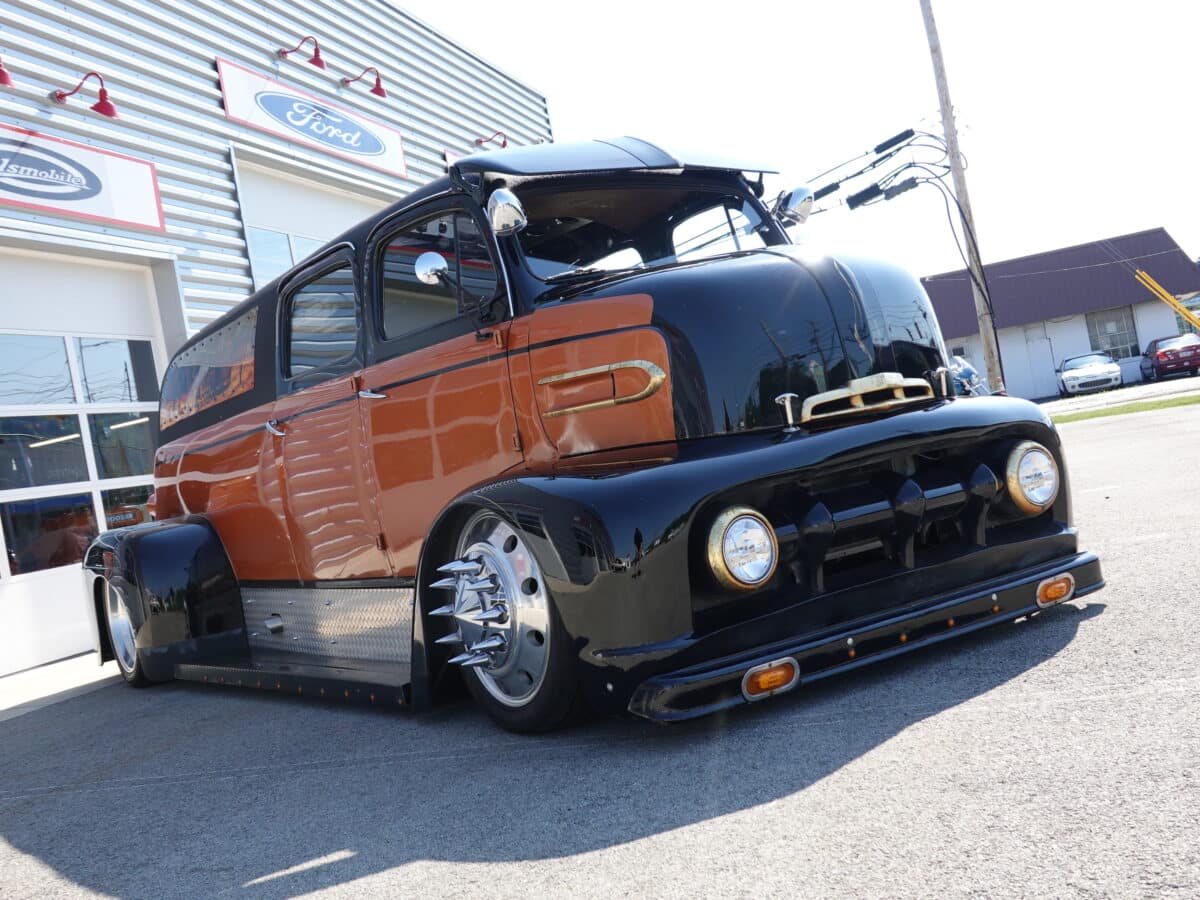 1951 Ford Custom COE - U0432