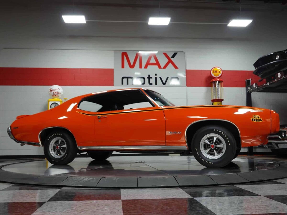 1969 Pontiac GTO Judge - U0436