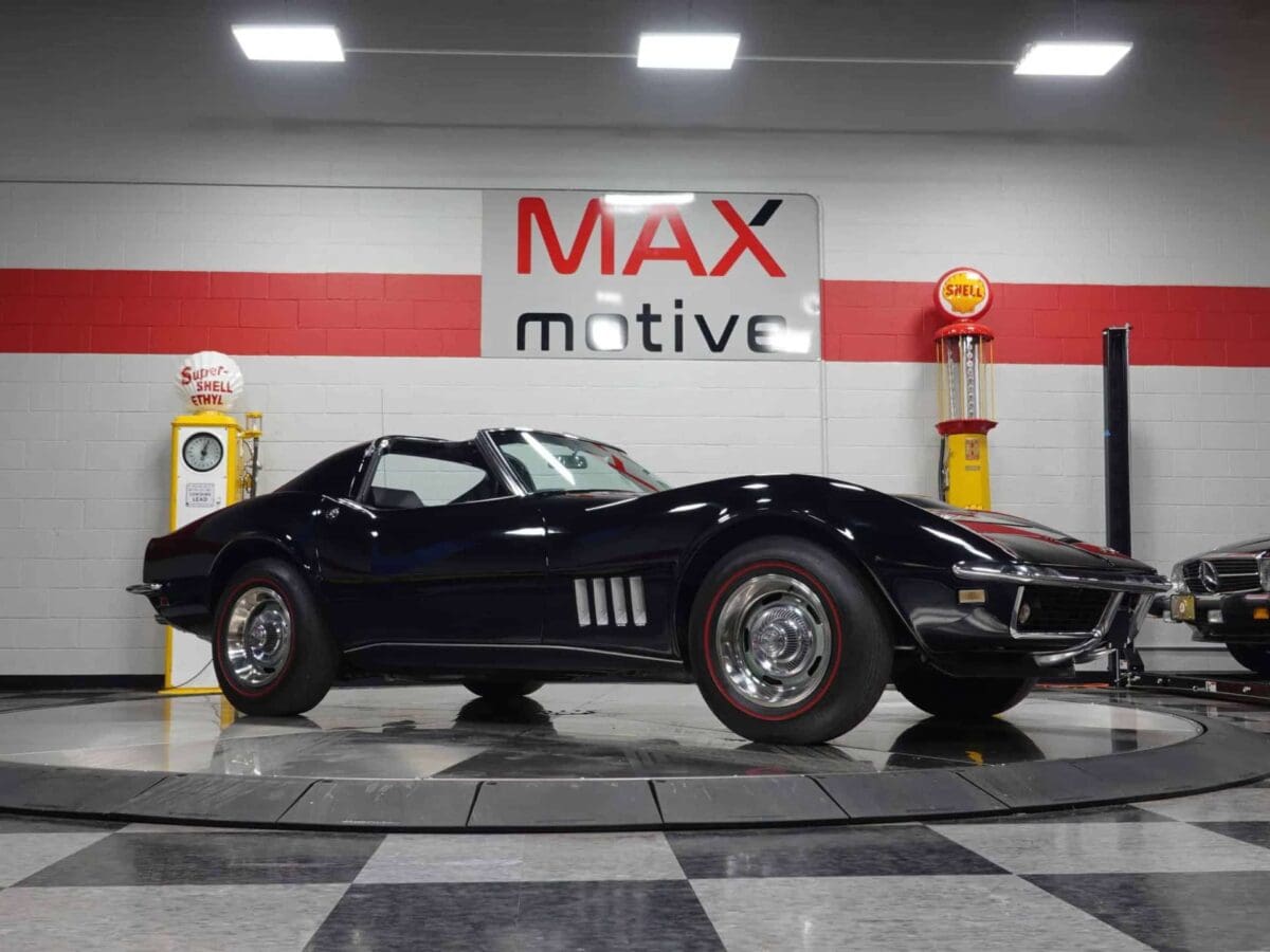 1968 Chevrolet Corvette Coupe - U0462