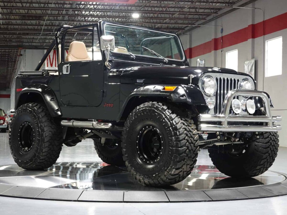 1983 Jeep CJ7 - u0533