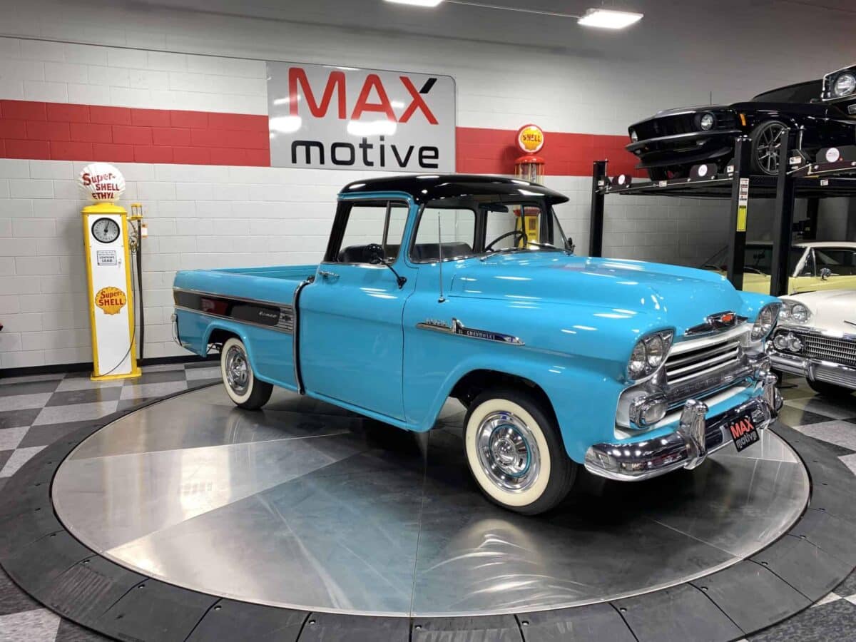 1958 Chevrolet Cameo Apache Pickup - U0555