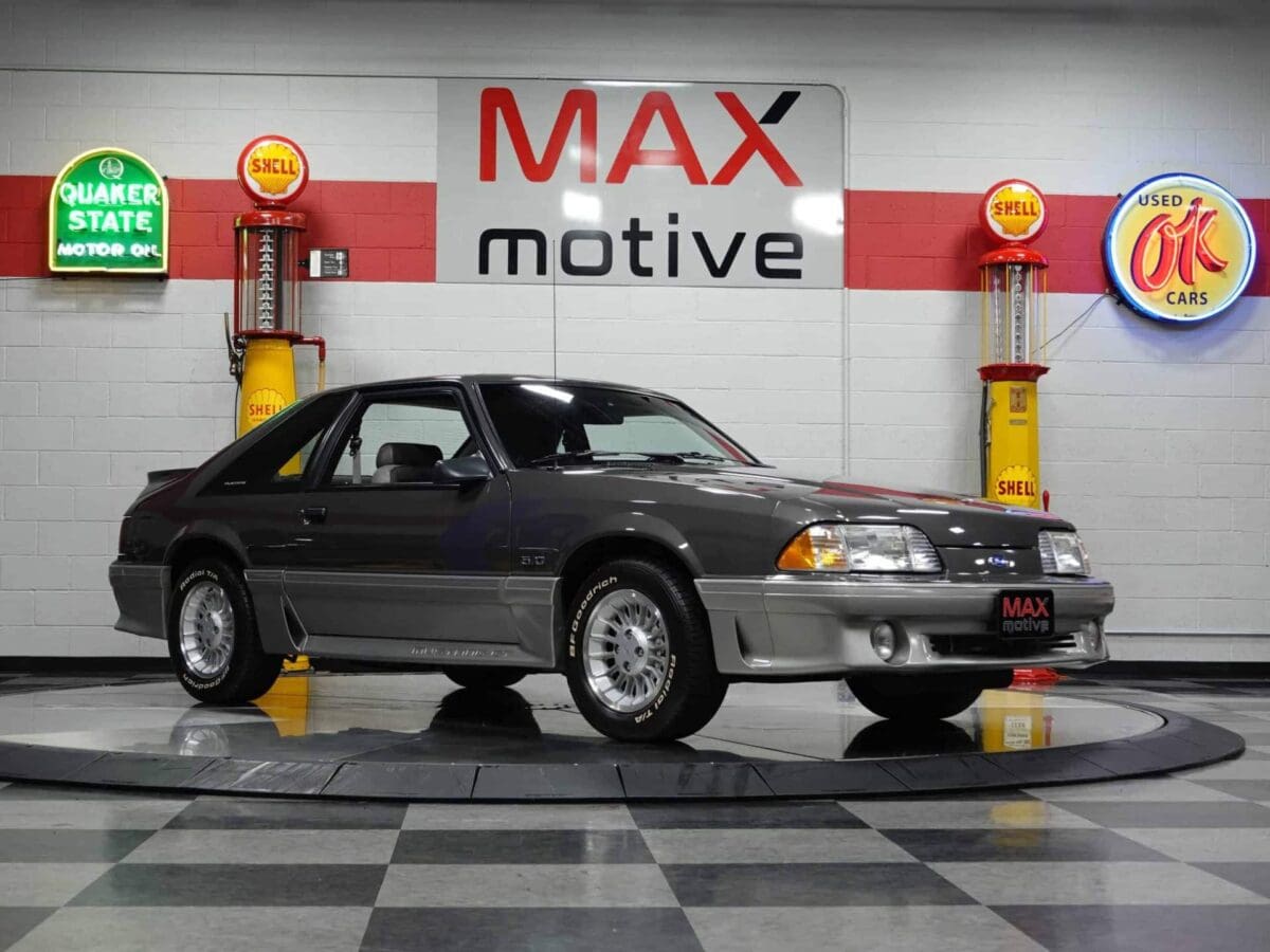 1990 Ford Mustang GT GT - U0991