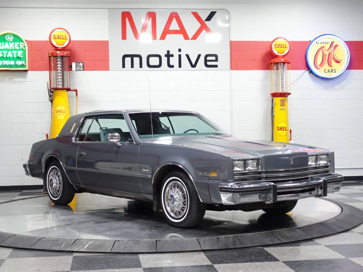 1985 Oldsmobile Toronado Brougham - U1328