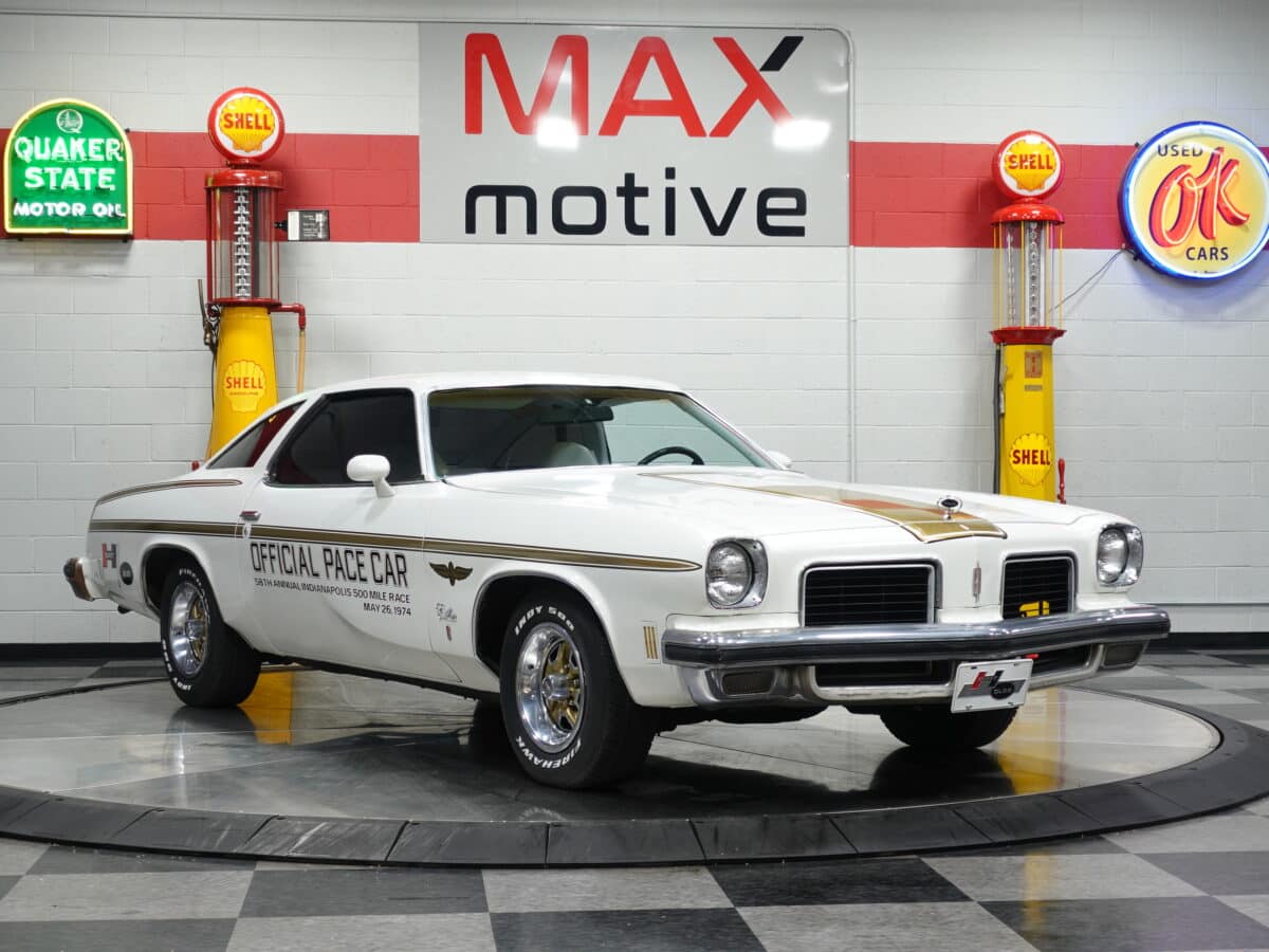 1974 Oldsmobile Cutlass - U1340