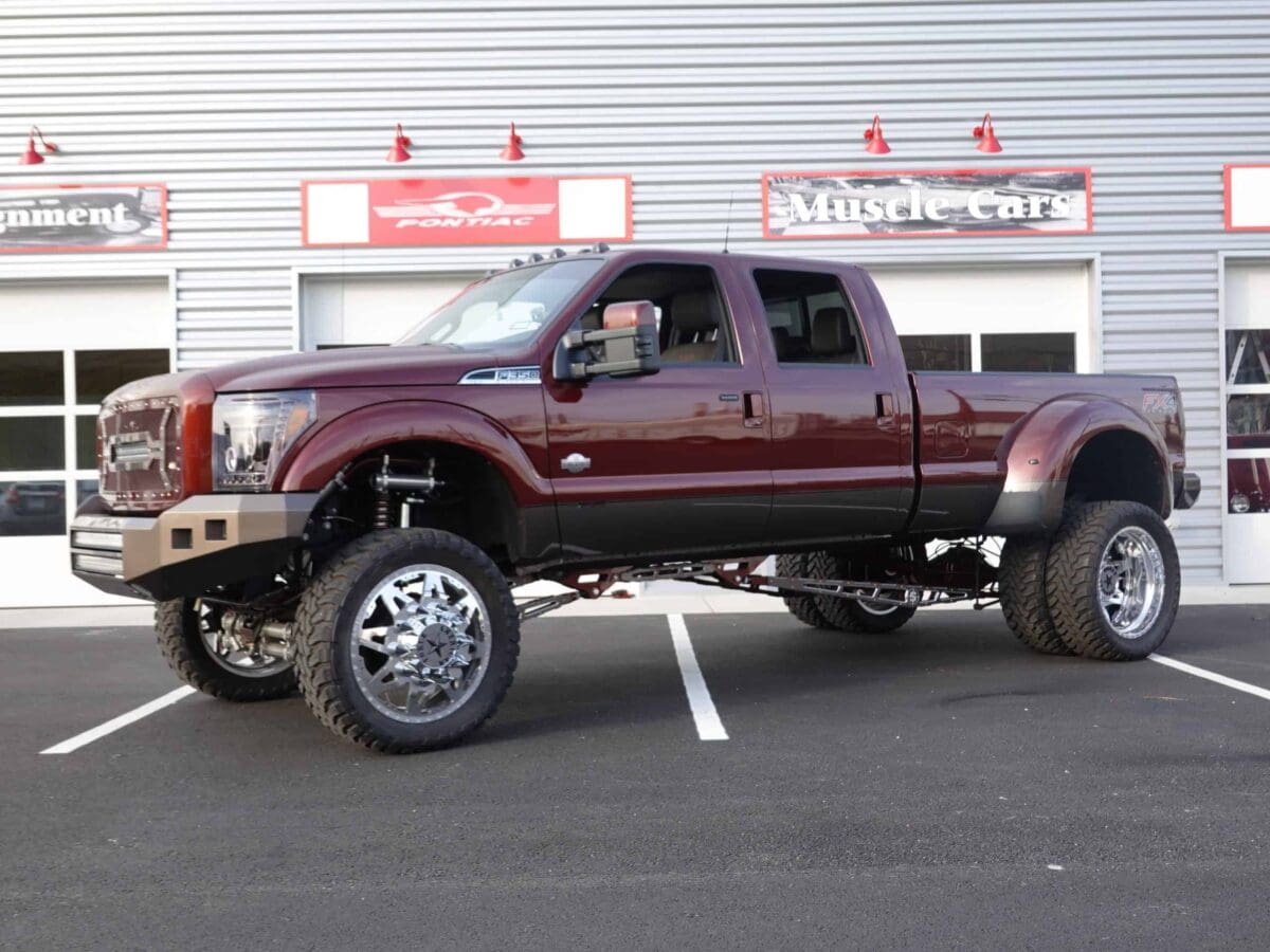 2016 Ford F350 Crew Cab - U0608