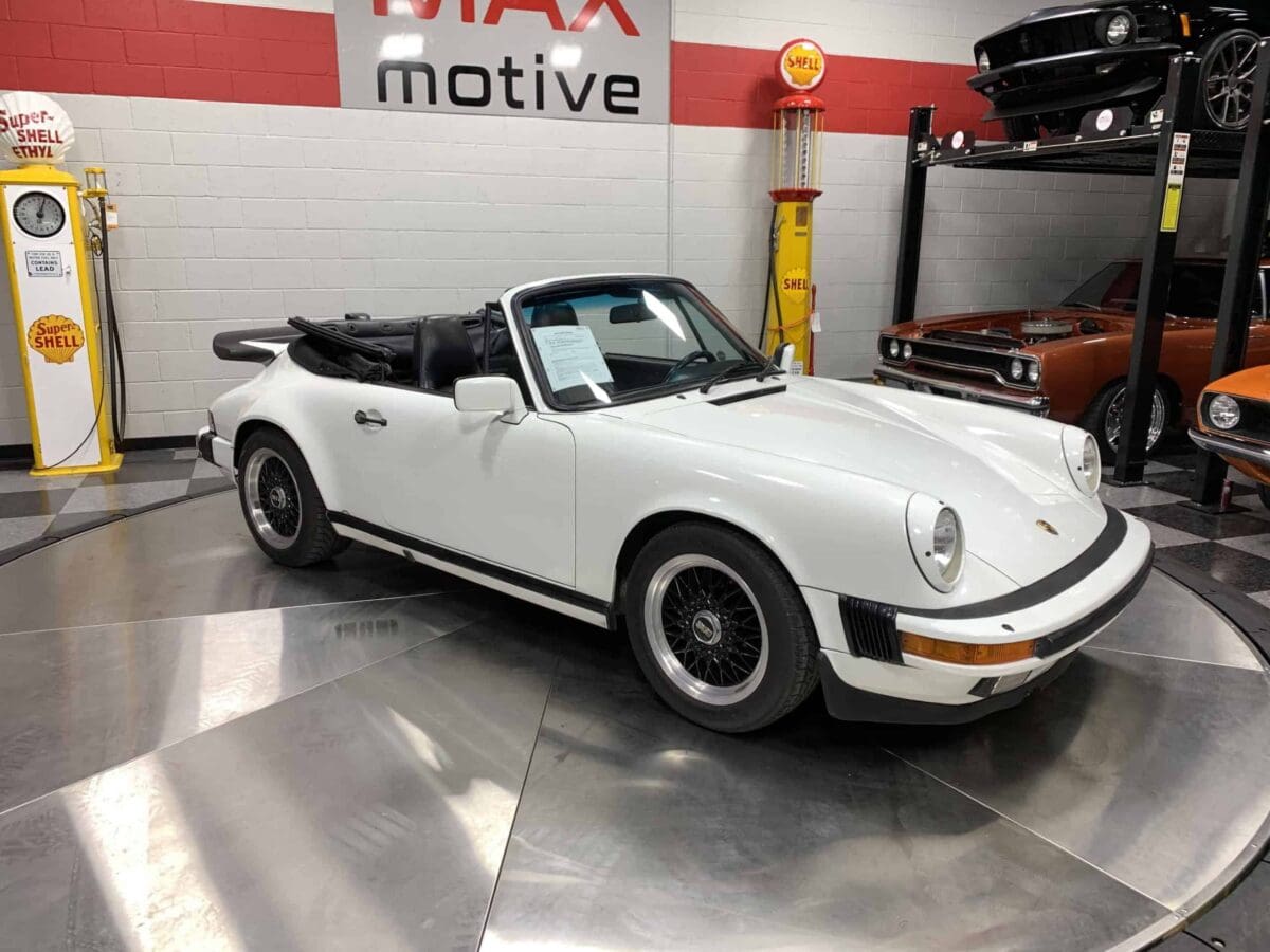 1986 Porsche 911 Carrera - v0562