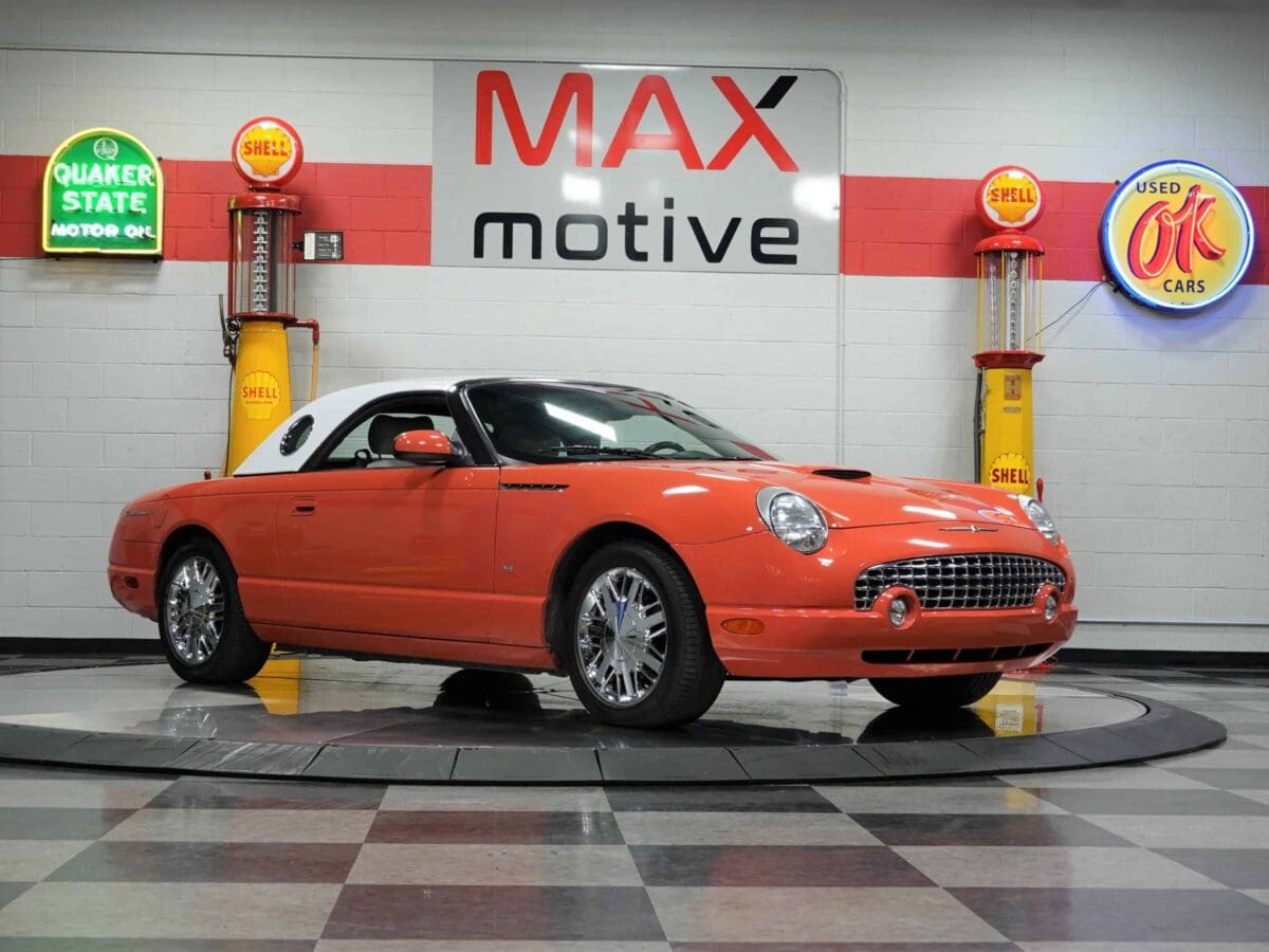 2003 Ford Thunderbird 007 - V0943