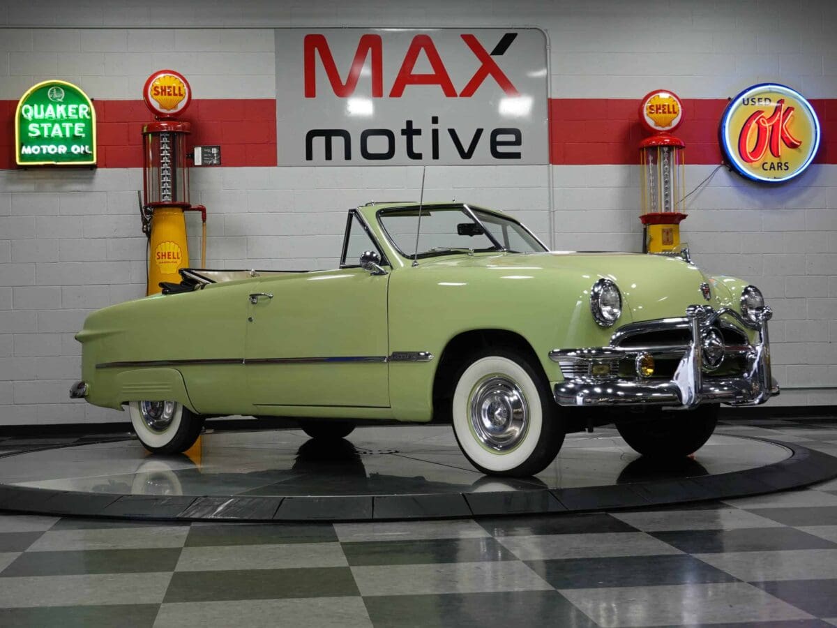 1950 Ford Custom Convertible - V0974