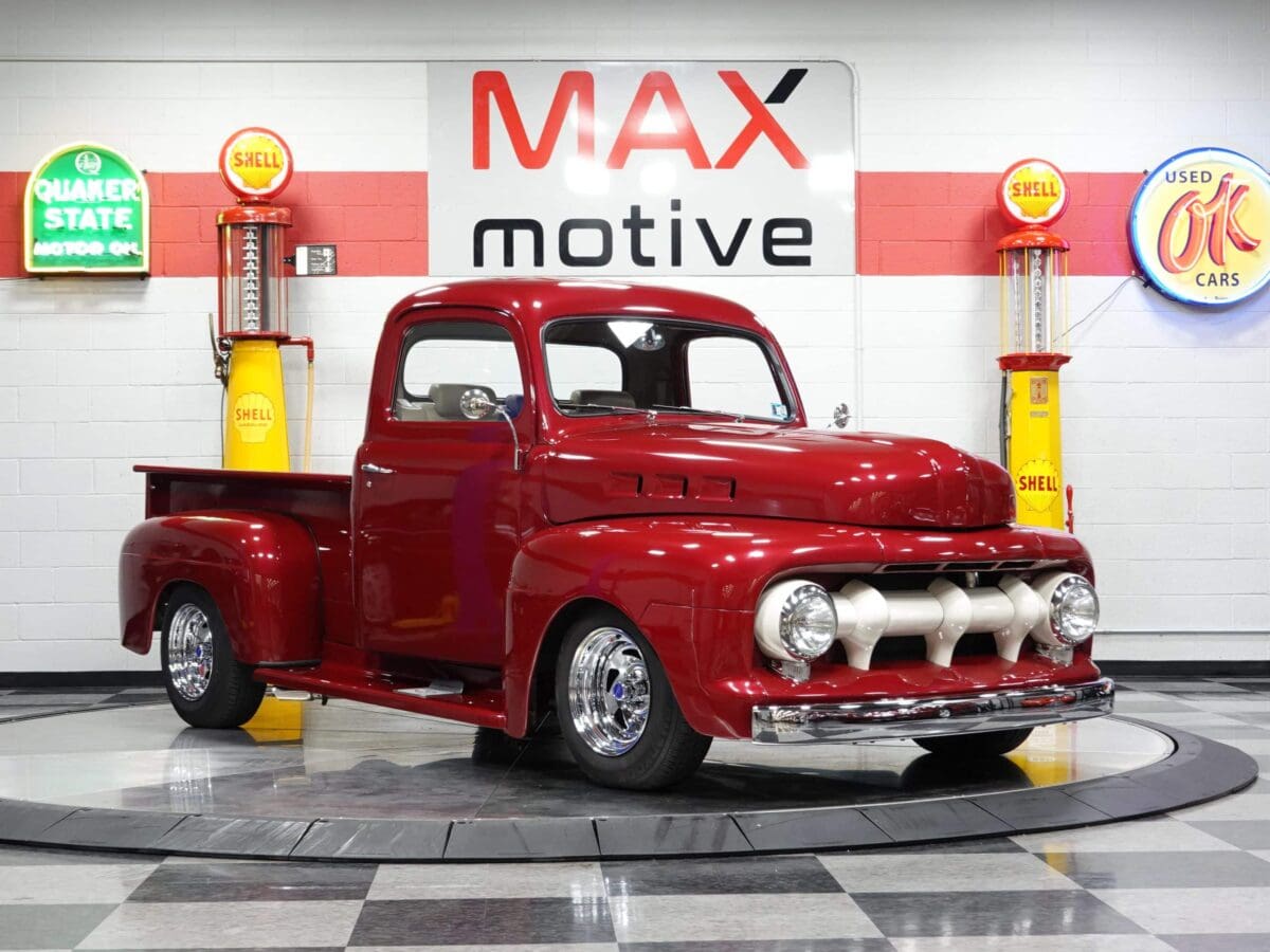 1951 Ford F1 Pickup - V1044