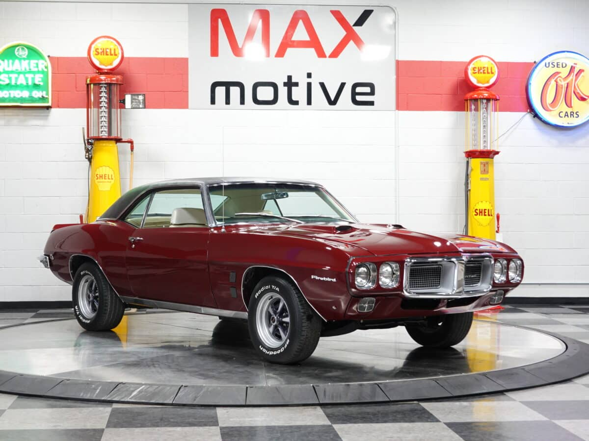 1969 Pontiac Firebird Coupe - V1183