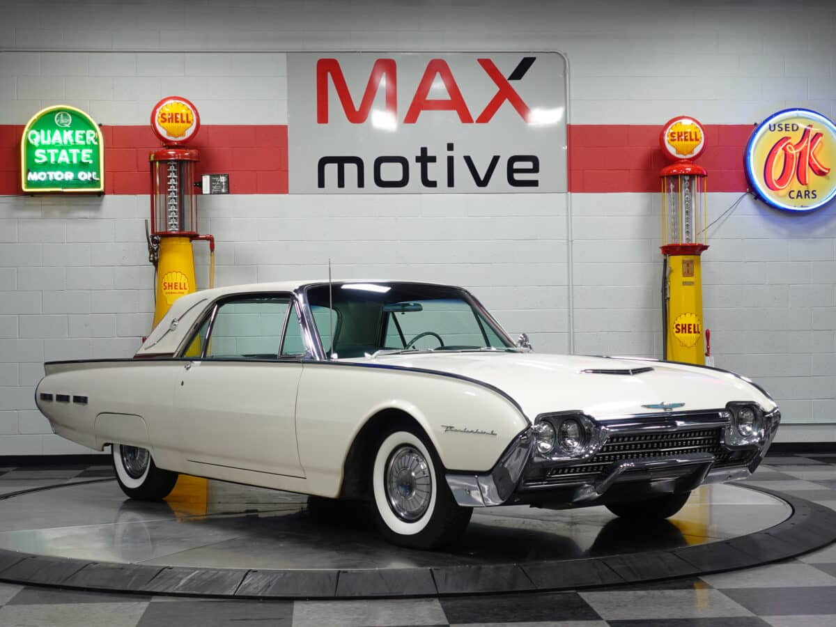 1962 Ford Thunderbird Landau - V1360