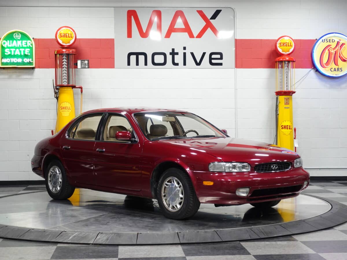 1993 Infinity J30 Sedan - V1366