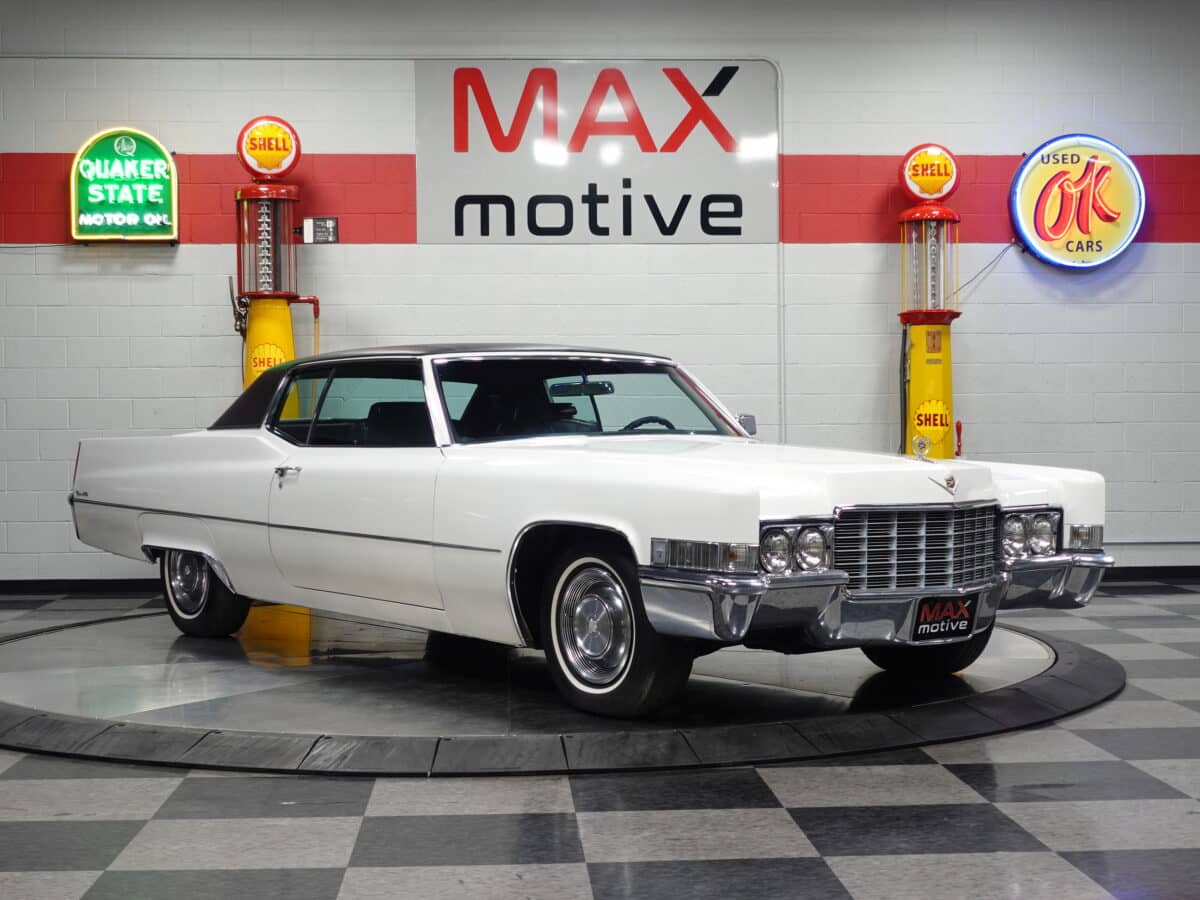 1969 Cadillac Coupe DeVille - V1389
