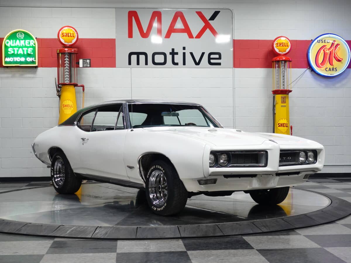 1968 Pontiac GTO Coupe - V1394