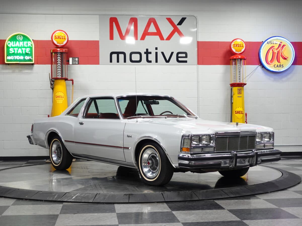 1978 Dodge Diplomat Coupe - V1435