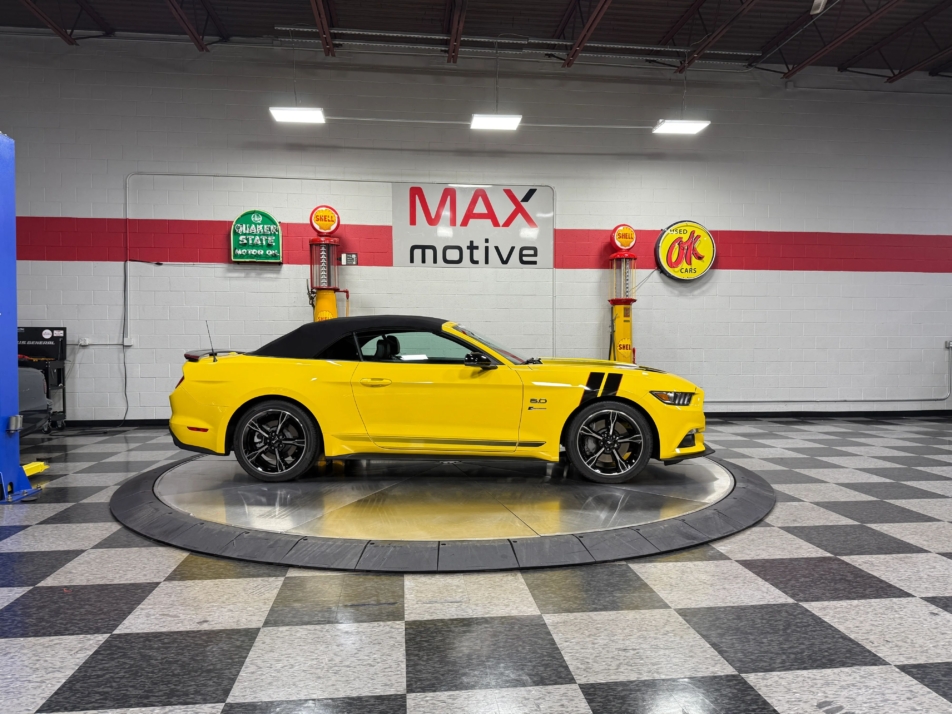 2017 Ford Mustang GT Premium Convertible 2D