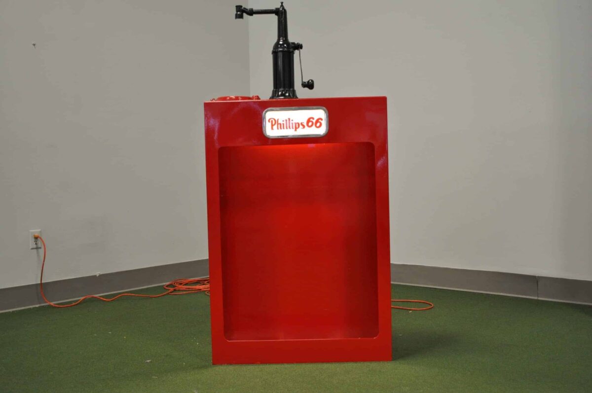 Philips 66 Lubester Shelf