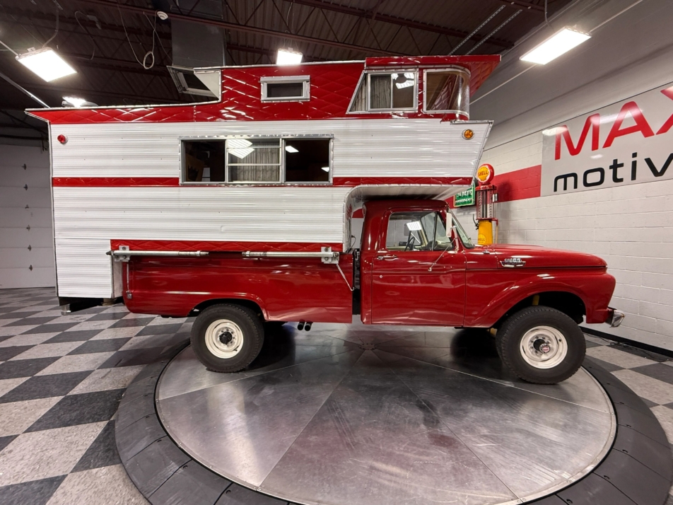 1963 Ford F250 Pickup + Camper