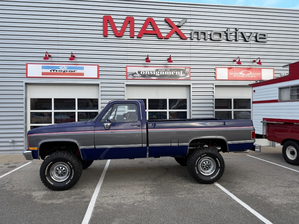 1987 Chevrolet R/V20 Silverado Reg Cab 4WD
