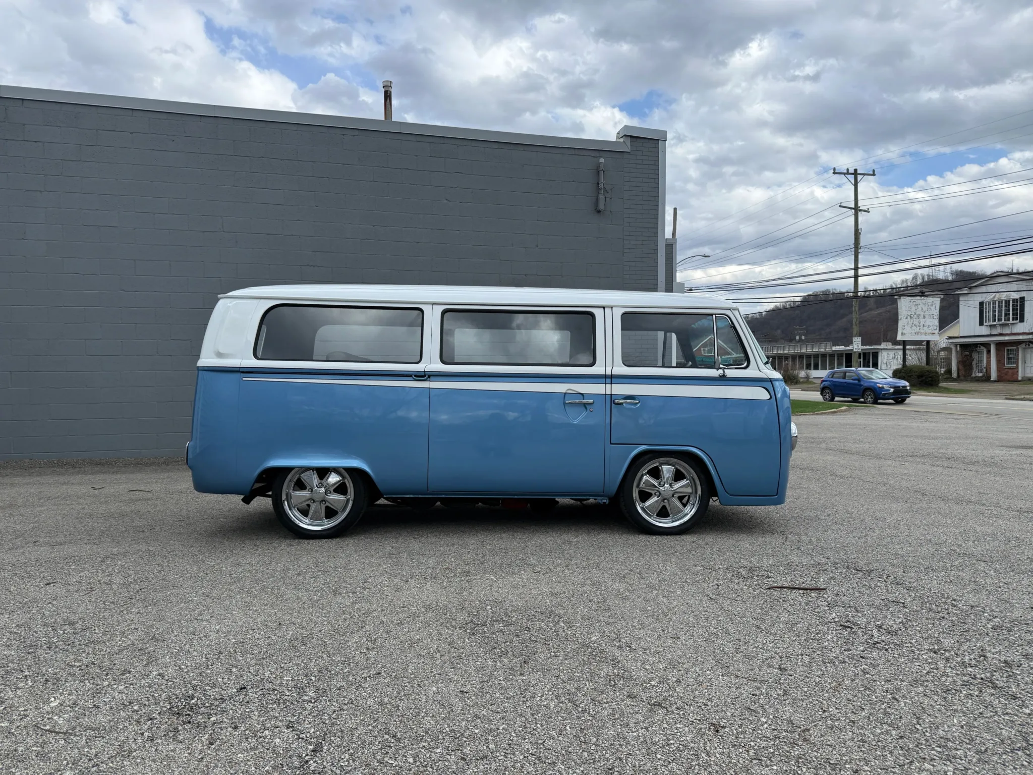 1974 Volkswagen Type II Custom Bus